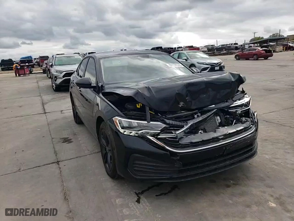 2024 Volkswagen Jetta SE with VIN 3VWEM7BU4RM022075, listed as a Copart auction lot 51198535 with 13,031 mi miles and Salvage Title. Bid and sale history available at carsss.com. Image 10.