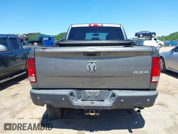 2011 Ram 2500 SLT with VIN 3D7TT2CT9BG610246, listed as a IAAI auction lot 39774314 with 269,830 mi miles. Bid and sale history available at carsss.com. Image 16.