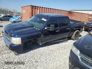 2011 Chevrolet Silverado 1500 LT with VIN 3GCPKSE30BG194468, listed as a Copart auction lot 48721875 with 186,102 mi miles and Salvage Title. Bid and sale history available at carsss.com. Image 1.