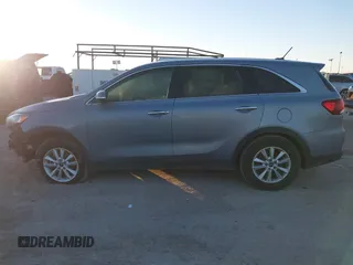 2020 Kia Sorento LX with VIN 5XYPG4A38LG641907, listed as a IAAI auction lot 40848514 with 119,140 mi miles. Bid and sale history available at carsss.com. Image 15.
