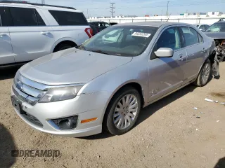 2010 Ford Fusion Hybrid z VIN 3FADP0L37AR101367, wystawiony jako Copart lot #56583265 z przebiegiem 262 591 mil mil oraz Szkody całkowita. Historia ofert i sprzedaży dostępna na DreamBid. Obrazek 1.