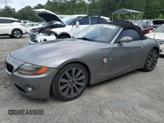 2003 BMW Z4 2.5i z VIN 4USBT334X3LR63288, wystawiony jako Copart lot #57321375 z przebiegiem 182 069 mil mil oraz Tytuł czysty. Historia ofert i sprzedaży dostępna na DreamBid. Obrazek 1.