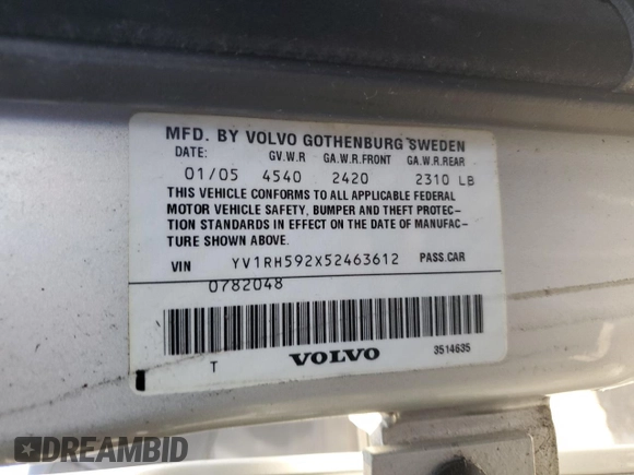 2005 Volvo S60 with VIN YV1RH592X52463612, listed as a Copart auction lot 68049524 with 140,546 mi miles and Salvage Title. Bid and sale history available at carsss.com. Image 14.