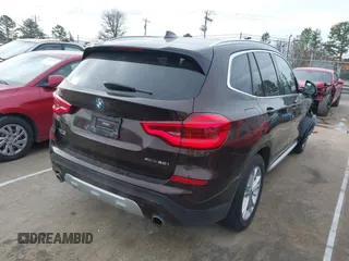 2020 BMW X3 xDrive30i z VIN 5UXTY5C0XL9D58724, wystawiony jako IAAI lot #41717962 z przebiegiem 38 089 mil mil oraz . Historia ofert i sprzedaży dostępna na DreamBid. Obrazek 4.
