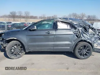 2019 Ford Explorer XLT z VIN 1FM5K8D87KGA09217, wystawiony jako IAAI lot #41696326 z przebiegiem 60 785 mil mil oraz . Historia ofert i sprzedaży dostępna na DreamBid. Obrazek 15.
