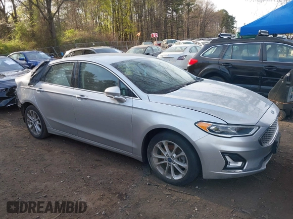 2019 Ford Fusion Titanium with VIN 3FA6P0SU8KR212370, listed as a IAAI auction lot 42114934 with 42,521 mi miles and . Bid and sale history available at DreamBid. Image 13.