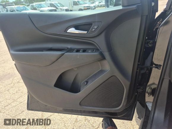 2021 Chevrolet Equinox LT z VIN 3GNAXJEV2ML379402, wystawiony jako IAAI lot #42504649 z przebiegiem 58 647 mil mil oraz . Historia ofert i sprzedaży dostępna na DreamBid. Obrazek 13.