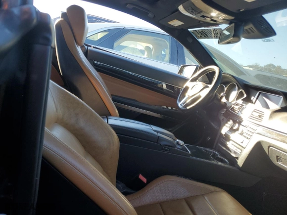 2014 Mercedes-Benz E-Class E 350 with VIN WDDKJ8JB6EF292669, listed as a Copart auction lot 85702734 with 182,924 mi miles and Clean Title. Bid and sale history available at carsss.com. Image 10.