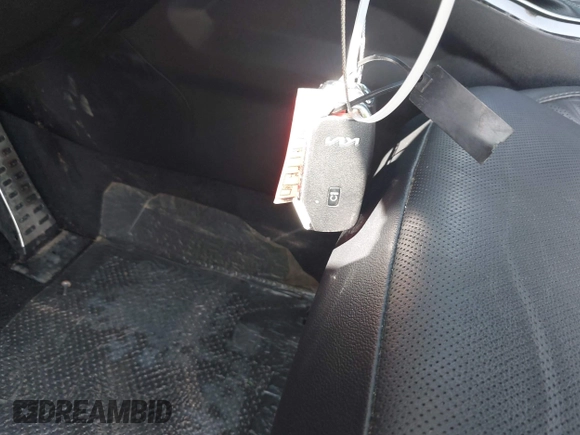 2022 Kia Sorento SX with VIN 5XYRK4LF1NG078345, listed as a IAAI auction lot 42016359 with 102,856 mi miles and . Bid and sale history available at DreamBid. Image 11.
