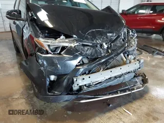 2018 Toyota RAV4 XLE with VIN 2T3WFREV1JW471931, listed as a IAAI auction lot 41332851 with 123,657 mi miles. Bid and sale history available at carsss.com. Image 18.