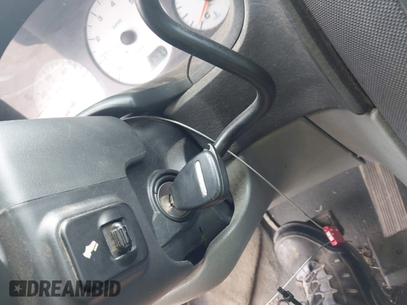 2004 Dodge Caravan SE z VIN 1D4GP24R04B560807, wystawiony jako IAAI lot #42148658 z przebiegiem 226 403 mil mil oraz . Historia ofert i sprzedaży dostępna na DreamBid. Obrazek 11.