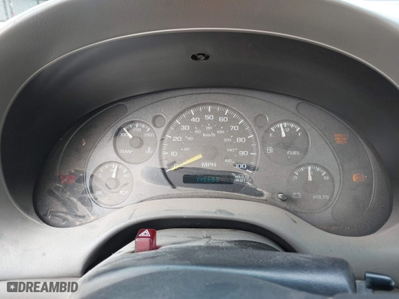 2000 Chevrolet S-10 LS with VIN 1GCCS145XYK251420, listed as a IAAI auction lot 41415213 with 145,683 mi miles. Bid and sale history available at carsss.com. Image 7.