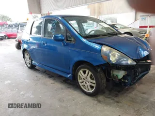 2008 Honda Fit Sport with VIN JHMGD37668S048700, listed as a IAAI auction lot 41652433 with 124,109 mi miles. Bid and sale history available at carsss.com. Image 1.