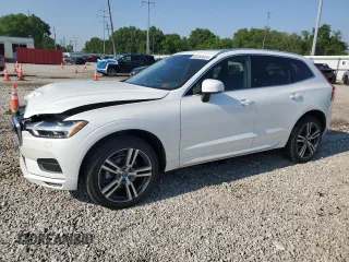 2020 Volvo XC60 Momentum z VIN YV4102RK0L1416470, wystawiony jako Copart lot #60499925 z przebiegiem 38 655 mil mil oraz Szkoda całkowita • Salvage title. Historia ofert i sprzedaży dostępna na DreamBid. Obrazek 1.