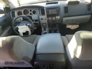 2016 Toyota Sequoia SR5 with VIN 5TDBW5G19GS140543, listed as a Copart auction lot 79148714 with 86,308 mi miles and Non Repairable. Bid and sale history available at carsss.com. Image 8.