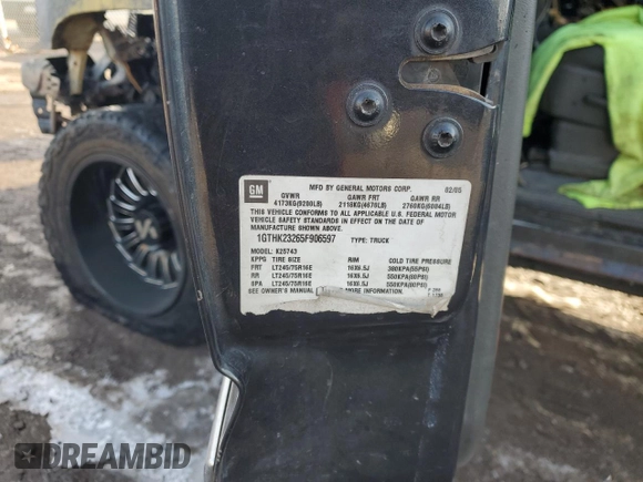 2005 GMC Sierra 2500HD SLT z VIN 1GTHK23265F906597, wystawiony jako Copart lot #86837064 z przebiegiem Nie podano mil oraz Szkoda całkowita • Salvage title. Historia ofert i sprzedaży dostępna na DreamBid. Obrazek 12.