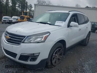 2016 Chevrolet Traverse LT z VIN 1GNKRHKD2GJ181384, wystawiony jako IAAI lot #41723981 z przebiegiem 143 263 mil mil oraz . Historia ofert i sprzedaży dostępna na DreamBid. Obrazek 2.