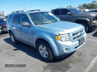 2009 Ford Escape Hybrid с VIN 1FMCU49329KC19982, выставлен на аукционе IAAI как лот 42816694 с пробегом 218 411 миль миль и . История ставок и продаж доступна на DreamBid. Изображение 1.