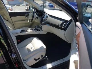 2017 Volvo XC90 Momentum с VIN YV4A22PK7H1175141, выставлен на аукционе IAAI как лот 42326312 с пробегом 79 261 миль миль и . История ставок и продаж доступна на DreamBid. Изображение 5.
