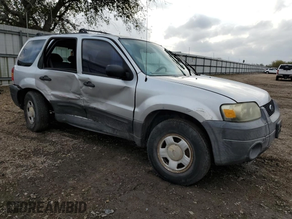 2005 Ford Escape XLS Value with VIN 1FMYU02Z25KA84137, listed as a Copart auction lot 43184705 with 151,605 mi miles and Salvage Title. Bid and sale history available at carsss.com. Image 4.