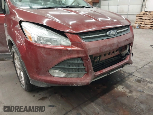 2014 Ford Escape SE with VIN 1FMCU9GXXEUD96930, listed as a IAAI auction lot 41574851 with 140,252 mi miles. Bid and sale history available at carsss.com. Image 6.