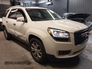 2013 GMC Acadia SLT z VIN 1GKKVSKD1DJ184732, wystawiony jako IAAI lot #41027355 z przebiegiem 131 060 mil mil oraz . Historia ofert i sprzedaży dostępna na DreamBid. Obrazek 1.