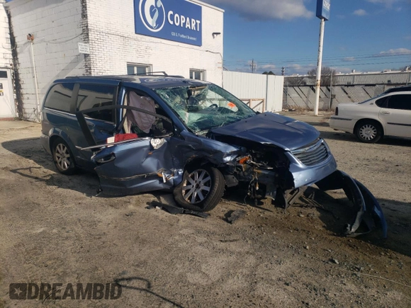 2011 Chrysler Town & Country Touring-L with VIN 2A4RR8DG7BR759220, listed as a Copart auction lot 88317575 with 0 mi miles and Salvage Title. Bid and sale history available at carsss.com. Image 4.
