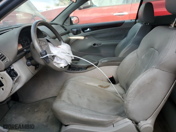 2000 Mercedes-Benz CLK-Class with VIN WDBLK65G7YT050936, listed as a Copart auction lot 41659725 with 225,521 mi miles and Salvage Title. Bid and sale history available at carsss.com. Image 7.