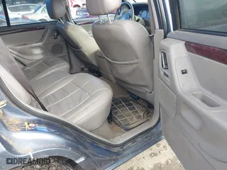 2003 Jeep Grand Cherokee Limited with VIN 1J8GW58S93C589285, listed as a IAAI auction lot 41467743 with 231,614 mi miles. Bid and sale history available at carsss.com. Image 8.