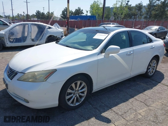 2007 Lexus ES 350 with VIN JTHBJ46G072043932, listed as a IAAI auction lot 41988949 with 127,109 mi miles. Bid and sale history available at carsss.com. Image 2.