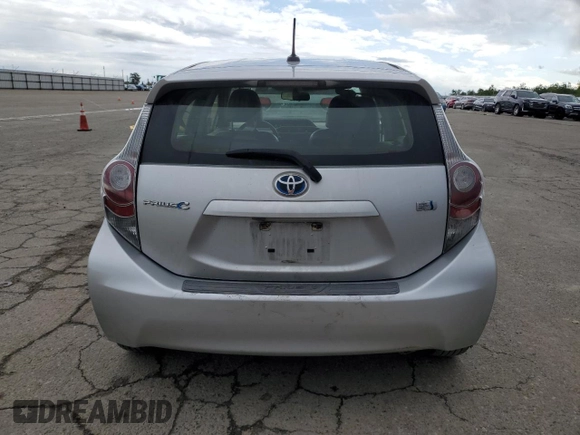 2013 Toyota Prius One with VIN JTDKDTB35D1046462, listed as a Copart auction lot 51637905 with 147,588 mi miles and Salvage Title. Bid and sale history available at DreamBid. Image 6.