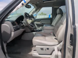 2007 Chevrolet Silverado 1500 LTZ with VIN 1GCEK19077Z643024, listed as a Copart auction lot 52526455 with 122,460 mi miles and Salvage Title. Bid and sale history available at carsss.com. Image 7.