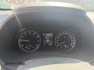 2020 Hyundai Kona Limited z VIN KM8K3CA52LU428169, wystawiony jako Copart lot #57976125 z przebiegiem 62 593 mil mil oraz Szkoda całkowita • Salvage title. Historia ofert i sprzedaży dostępna na DreamBid. Obrazek 9.