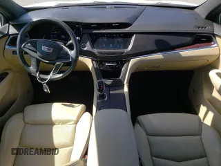 2017 Cadillac XT5 Luxury AWD with VIN 1GYKNDRS0HZ180703, listed as a Copart auction lot 58793895 with 30,339 mi miles and Salvage title. Bid and sale history available at DreamBid. Image 8.