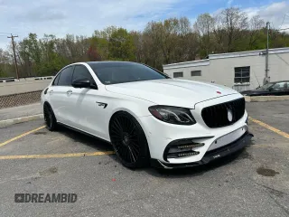 2019 Mercedes-Benz E 53 AMG with VIN WDDZF6BB7KA589865, listed as a Copart auction lot 55819215 with 83,878 mi miles and Clean Title. Bid and sale history available at DreamBid. Image 4.