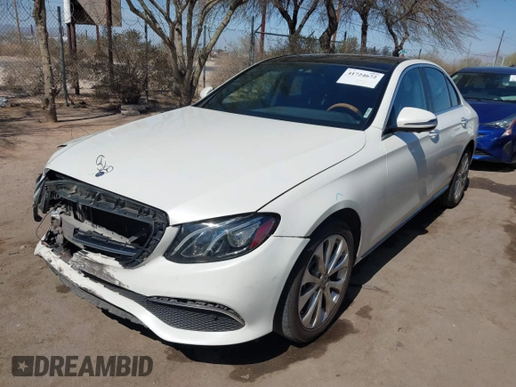 2019 Mercedes-Benz E-Class E 300 with VIN WDDZF4JBXKA597397, listed as a IAAI auction lot 41724672 with 99,258 mi miles. Bid and sale history available at carsss.com. Image 17.