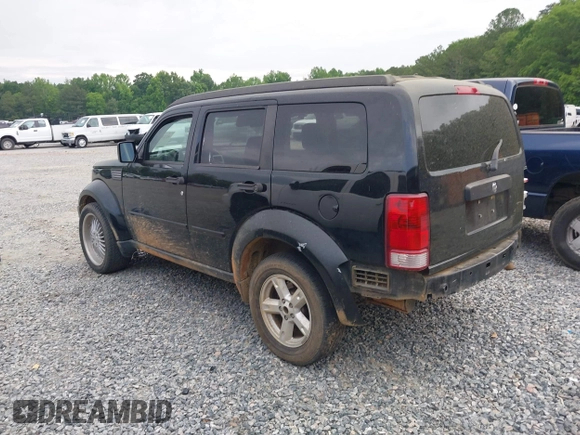 2007 Dodge Nitro SXT z VIN 1D8GU28K97W727361, wystawiony jako IAAI lot #42142970 z przebiegiem 144 579 mil mil oraz . Historia ofert i sprzedaży dostępna na DreamBid. Obrazek 3.