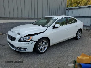 2015 Volvo S60 T5 Premier with VIN YV1612TK3F2337298, listed as a Copart auction lot 72120233 with 81,287 mi miles. Bid and sale history available at carsss.com. Image 1.