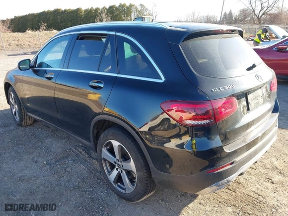 2022 Mercedes-Benz GLC with VIN W1N0G8EB5NG103121, listed as a IAAI auction lot 41888609 with 68,811 mi miles. Bid and sale history available at carsss.com. Image 3.