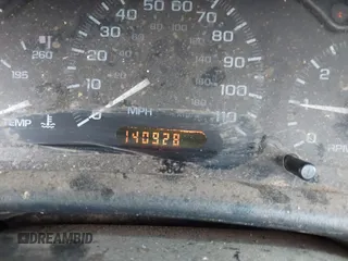 2003 Chevrolet Cavalier with VIN 1G1JC52F337107591, listed as a IAAI auction lot 42121574 with 140,928 mi miles and . Bid and sale history available at DreamBid. Image 7.