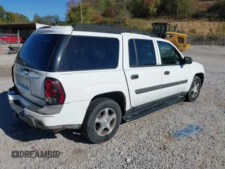 2004 Chevrolet TrailBlazer EXT LT with VIN 1GNET16S246147331, listed as a IAAI auction lot 40595061 with 223,984 mi miles. Bid and sale history available at carsss.com. Image 4.