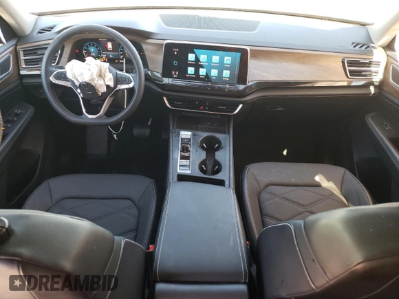 2024 Volkswagen Atlas SE with VIN 1V2DR2CAXRC527996, listed as a Copart auction lot 74796794 with 18,934 mi miles and Salvage title. Bid and sale history available at DreamBid. Image 8.