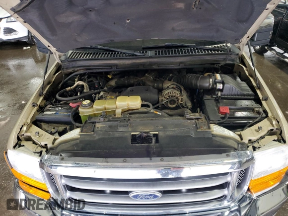 2001 Ford Super Duty F-250 XL with VIN 1FTNX21F51EC56106, listed as a Copart auction lot 89001365 with 153,839 mi miles and Salvage Title. Bid and sale history available at carsss.com. Image 11.