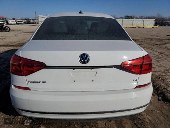 2016 Volkswagen Passat SE with VIN 1VWBT7A37GC013920, listed as a Copart auction lot 42335875 with 107,420 mi miles and Salvage title. Bid and sale history available at DreamBid. Image 6.