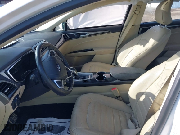 2015 Ford Fusion SE z VIN 3FA6P0HD1FR180083, wystawiony jako IAAI lot #41535579 z przebiegiem 109 363 mil mil oraz . Historia ofert i sprzedaży dostępna na DreamBid. Obrazek 5.