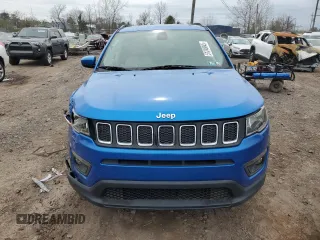 2018 Jeep Compass Latitude with VIN 3C4NJDBB9JT150296, listed as a Copart auction lot 51248845 with 44,565 mi miles and Salvage Title. Bid and sale history available at carsss.com. Image 5.