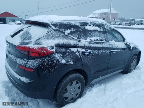 2019 Hyundai Tucson Value with VIN KM8J33A46KU999925, listed as a Copart auction lot 81634934 with 105,400 mi miles and Salvage Title. Bid and sale history available at carsss.com. Image 3.