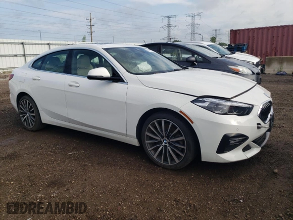 2021 BMW 2 Series 228i xDrive with VIN WBA73AK05M7H11134, listed as a Copart auction lot 61682735 with 21,901 mi miles and Salvage title. Bid and sale history available at DreamBid. Image 4.