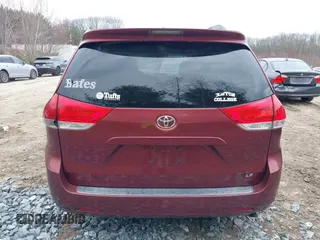 2011 Toyota Sienna LE AAS with VIN 5TDKK3DC3BS034894, listed as a IAAI auction lot 41983614 with 217,308 mi miles. Bid and sale history available at carsss.com. Image 17.