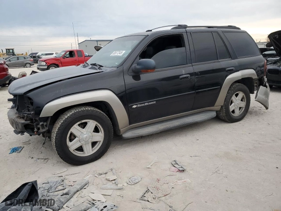 2003 Chevrolet TrailBlazer LT with VIN 1GNDT13S532143022, listed as a Copart auction lot 88877245 with NaN miles and Salvage Title. Bid and sale history available at carsss.com. Image 1.